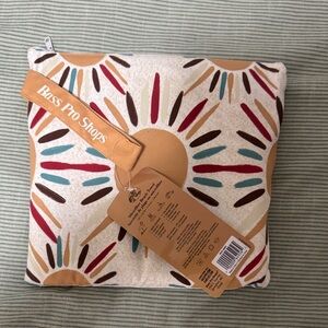 Bass Pro Shops Sunburst Towel - Red, Blue, Brown